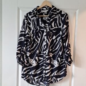 Black and White Zebra Print Women's Top Size M Loose Fit